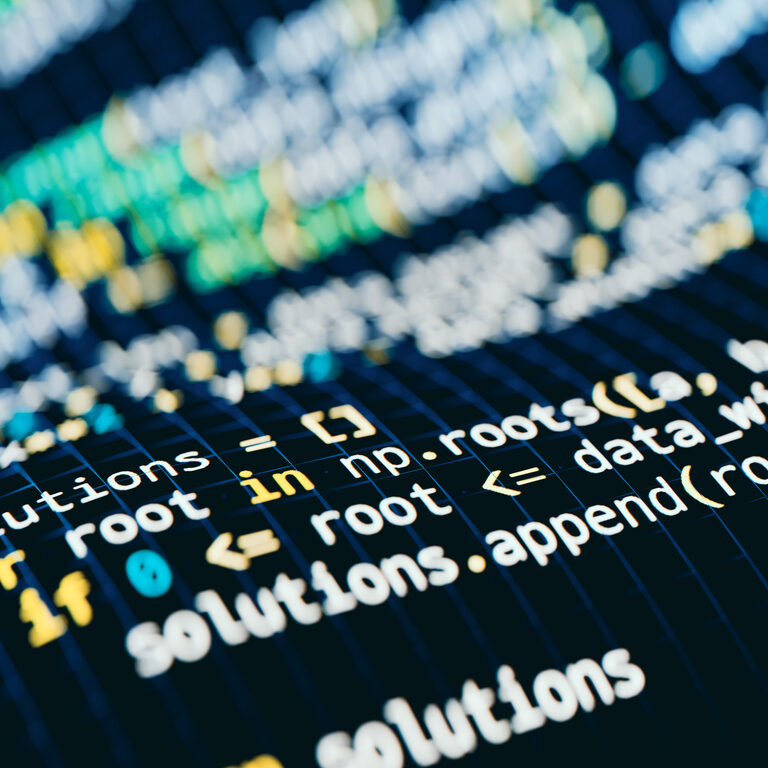 Open Source LMS vs Commercial LMS